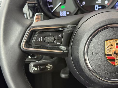 New 2025 Porsche Macan image 20