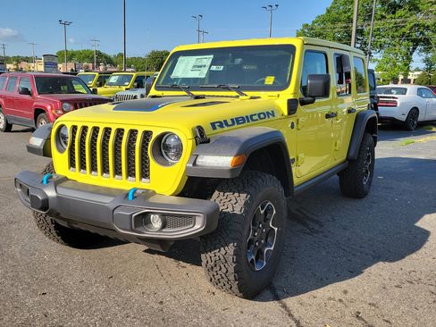 New 2023 Jeep Wrangler Unlimited Rubicon 4xe w/ Cold Weather Group image 3