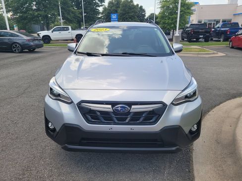 Used 2023 Subaru Crosstrek 2.5i Limited AWD/4WD image 8