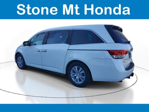 Used 2016 Honda Odyssey SE image 4
