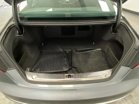 Used 2015 Audi A8 L 4.0T image 41