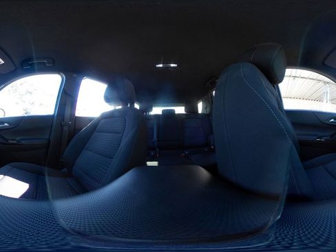 Used 2025 Chevrolet Equinox LT image 42