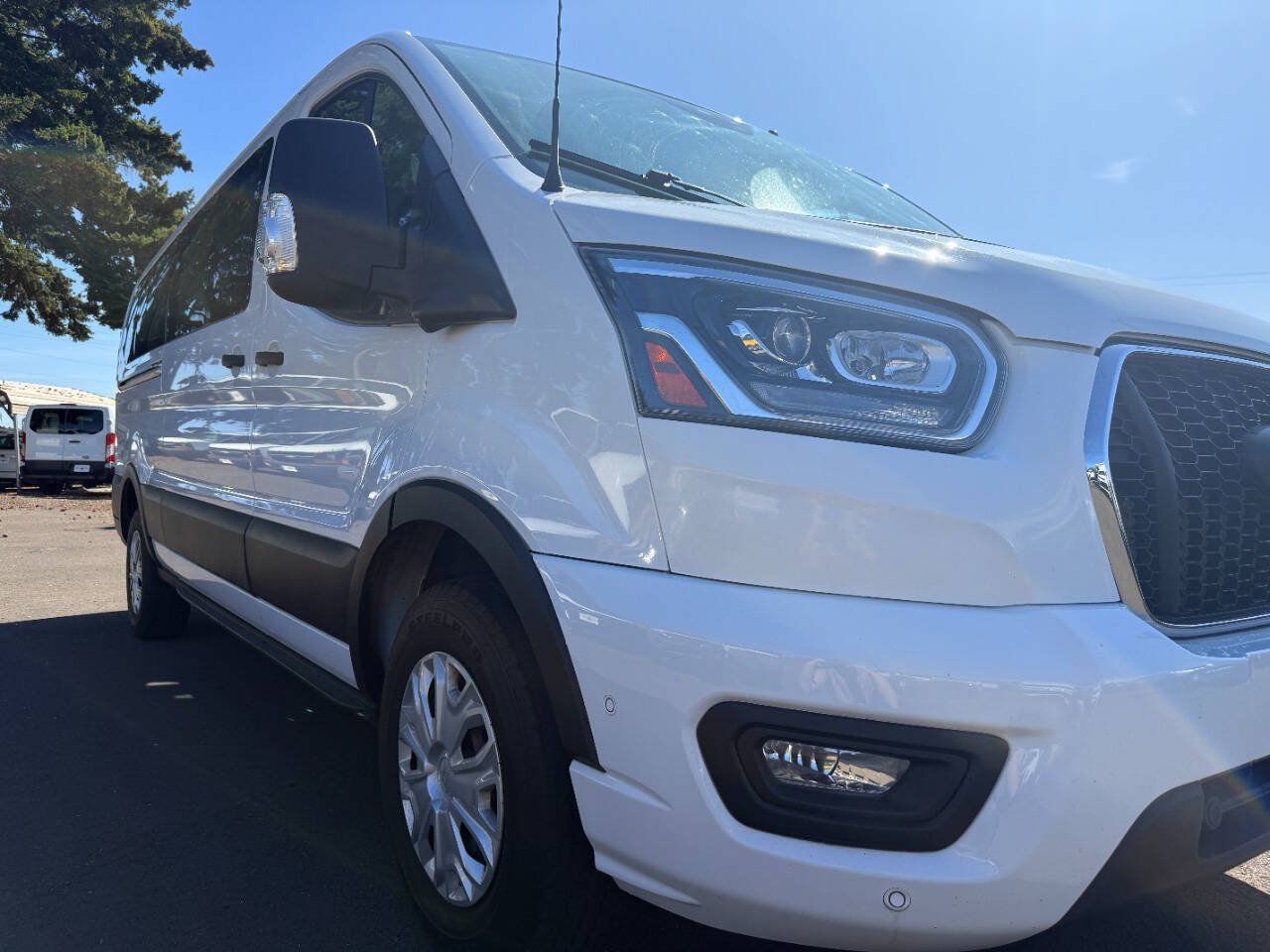 Used 2024 Ford Transit 350 XLT RWD image 35