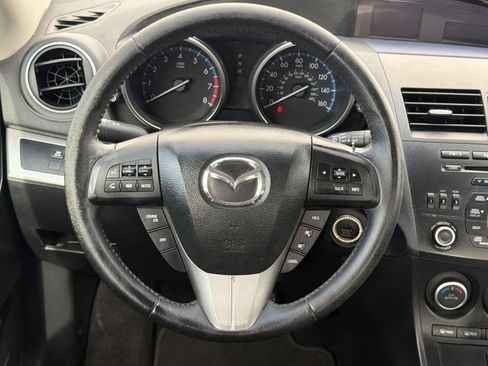 Used 2013 MAZDA MAZDA3 i Touring w/ Preferred Equipment Pkg FWD image 16