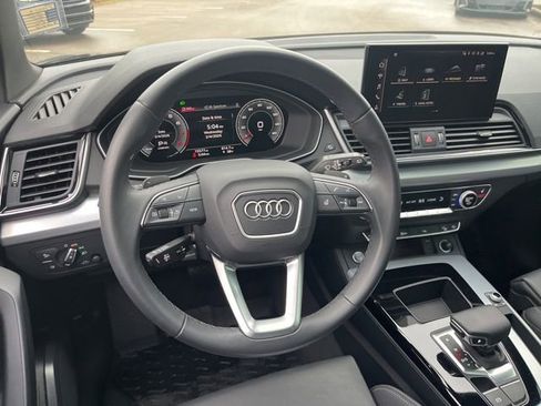Used 2025 Audi Q5 2.0T Premium image 38