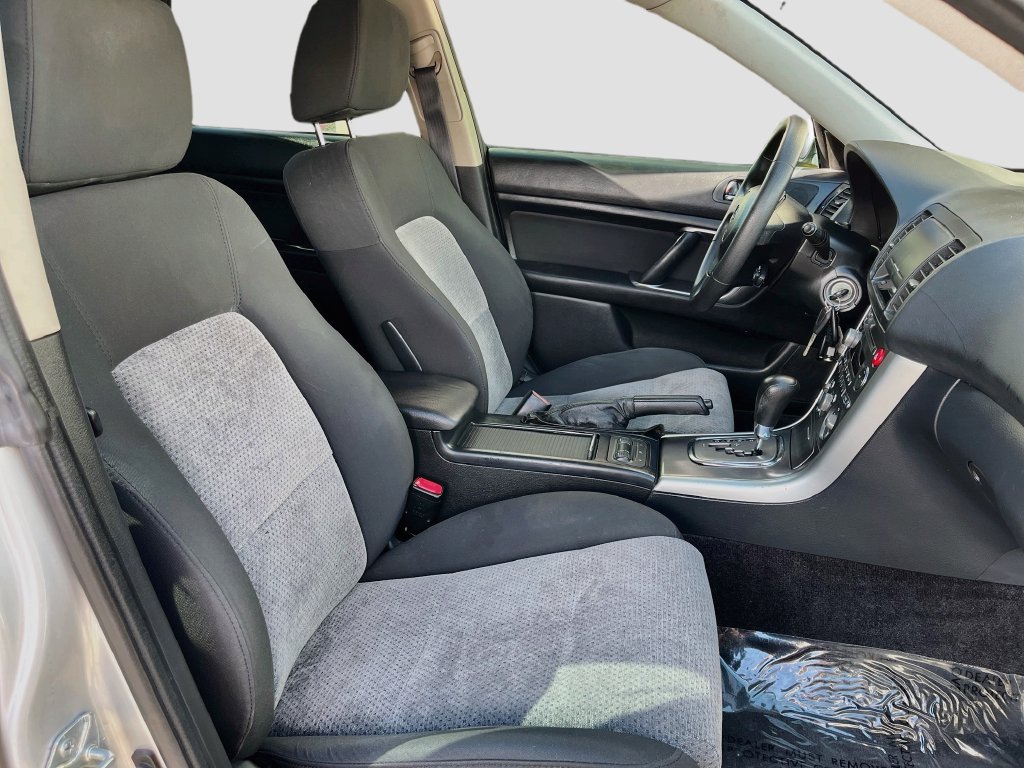 Used 2006 Subaru Outback 2.5i AWD/4WD image 24