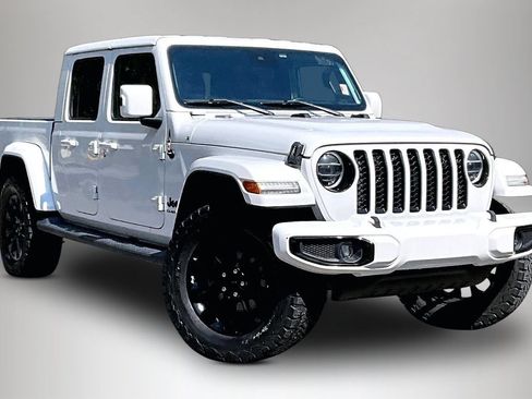 Used 2021 Jeep Gladiator Overland AWD/4WD image 2