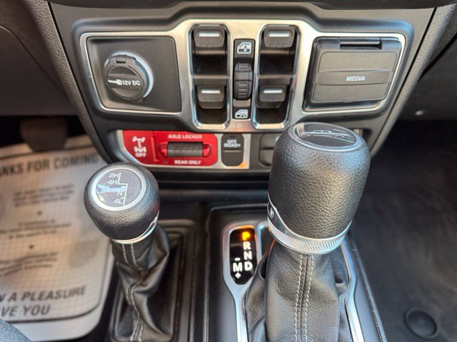 Used 2024 Jeep Gladiator Sport AWD/4WD image 18