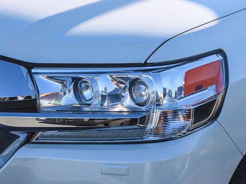 Certified 2021 Toyota Land Cruiser image 5