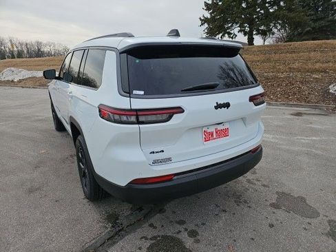 New 2026 Jeep Grand Cherokee L 4WD image 3