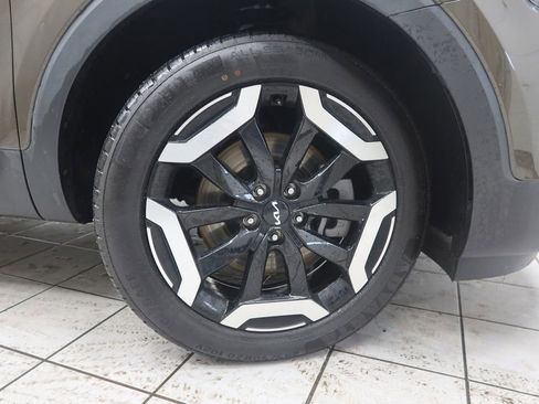 Used 2025 Kia Telluride S AWD/4WD image 7