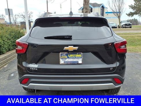 Certified 2025 Chevrolet Trax LT image 8