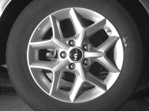 Used 2025 Kia Soul LX w/ LX Technology Package image 15