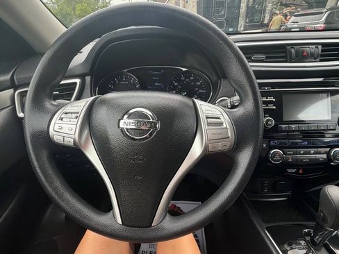 Used 2015 Nissan Rogue SV AWD/4WD image 24