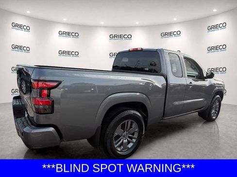 Certified 2025 Nissan Frontier SV w/ Tow Package RWD image 7