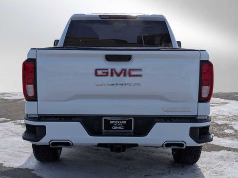 New 2026 GMC Sierra 1500 Elevation image 4