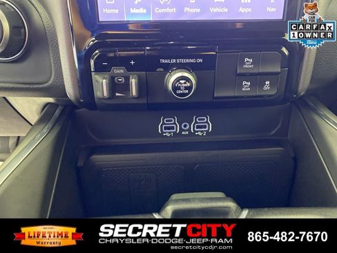 Used 2025 RAM 1500 Big Horn AWD/4WD image 23