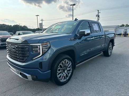 Used 2025 GMC Sierra 1500 Denali Ultimate AWD/4WD image 4