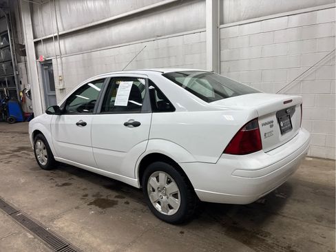Used 2007 Ford Focus SE image 5