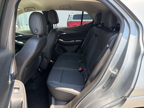 Used 2023 Buick Encore GX Select w/ Sport Touring Package FWD image 12