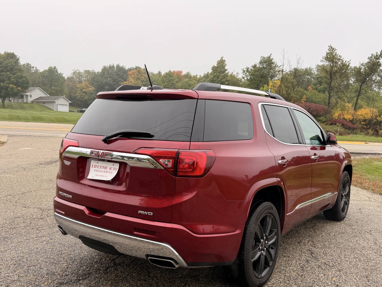 Used 2019 GMC Acadia Denali AWD/4WD image 5