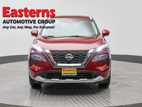 Used 2023 Nissan Rogue Platinum w/ Platinum Premium Package AWD/4WD image 2