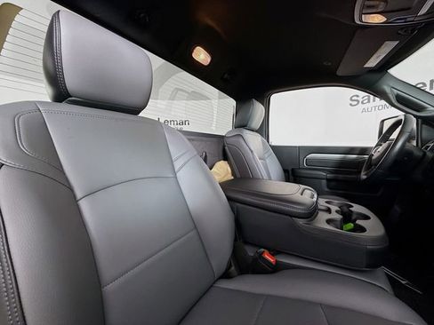 Used 2025 RAM 5500 Tradesman image 21