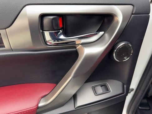 Used 2022 Lexus GX 460 Premium w/ Premium Plus Package image 37