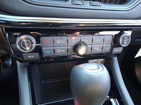 New 2026 Jeep Compass Limited image 14