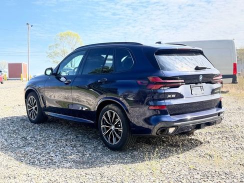 New 2026 BMW X5 xDrive50e w/ M Sport Package AWD/4WD image 4