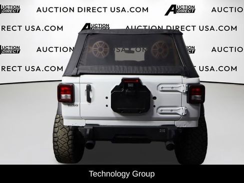 Used 2022 Jeep Wrangler Unlimited Sport AWD/4WD image 3