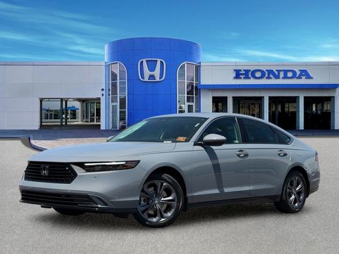 New 2026 Honda Accord EX-L image 2