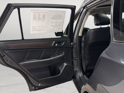 Used 2019 Subaru Outback 2.5i Limited image 28
