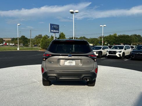 Used 2026 Subaru Forester Touring w/ Touring Hybrid Package AWD/4WD image 6
