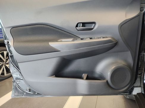 Certified 2025 Nissan Kicks Play S FWD image 27