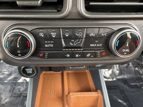 Certified 2023 Ford Maverick Lariat w/ Lariat Luxury Package image 28