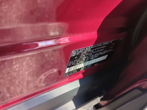 Used 2022 Toyota RAV4 LE image 27