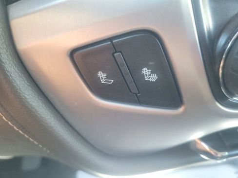 Used 2015 GMC Sierra 1500 SLE w/ SLE Value Package AWD/4WD image 22