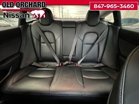 Used 2021 Tesla Model 3 Long Range image 12