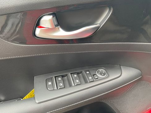 Used 2024 Kia Forte GT-Line w/ GT-Line Premium Package FWD image 13