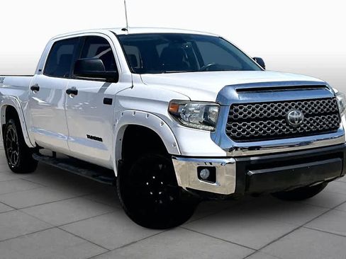 Used 2019 Toyota Tundra SR5 w/ SR5 Upgrade Package RWD image 3