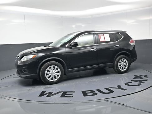 Used 2015 Nissan Rogue S w/ S Family Package image 6