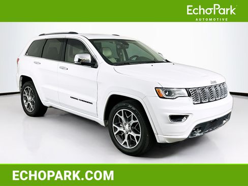 Used 2020 Jeep Grand Cherokee Overland RWD image 1