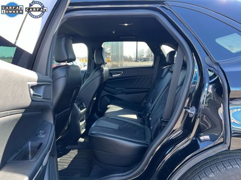 Used 2022 Ford Edge ST image 21