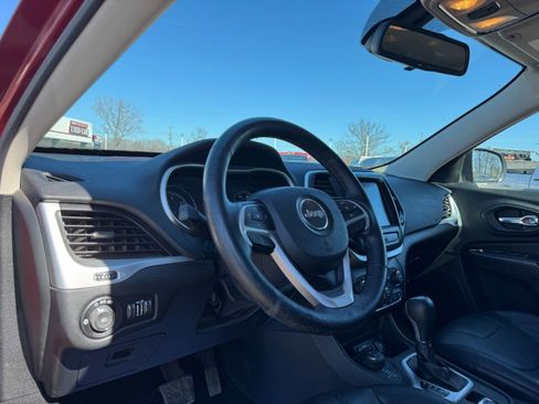 Used 2014 Jeep Cherokee Trailhawk w/ Leather Interior Group image 14