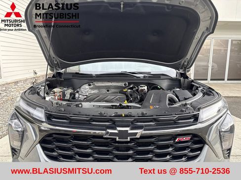 Used 2024 Chevrolet Trax RS w/ Driver Confidence Package FWD image 64