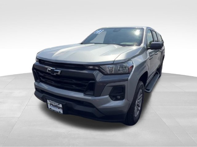 Certified 2023 Chevrolet Colorado LT w/ LT Convenience Package II AWD/4WD image 2