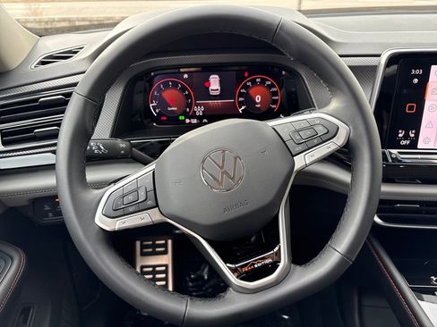 New 2026 Volkswagen Atlas Peak Edition AWD/4WD image 14