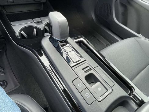 New 2026 Toyota Prius FWD image 14