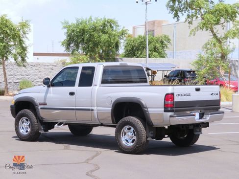 Used 2000 Dodge Ram 2500 Truck 4x4 Quad Cab image 10